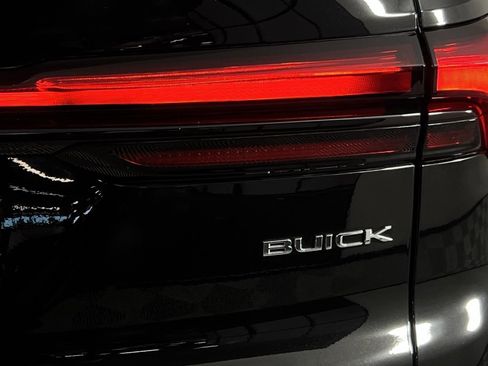 Used 2025 Buick Enclave Sport Touring image 13