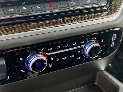 Certified 2025 GMC Sierra 1500 Elevation w/ Elevation Premium Package image 14