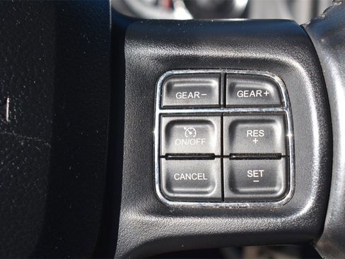 Used 2018 RAM 1500 Big Horn image 34