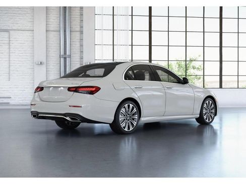Certified 2023 Mercedes-Benz E 450 4MATIC Sedan image 22