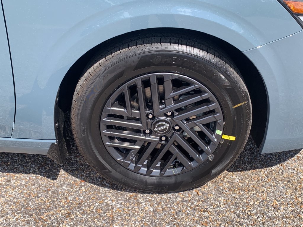New 2027 Nissan Sentra SV w/ Floor Mat Package FWD image 6