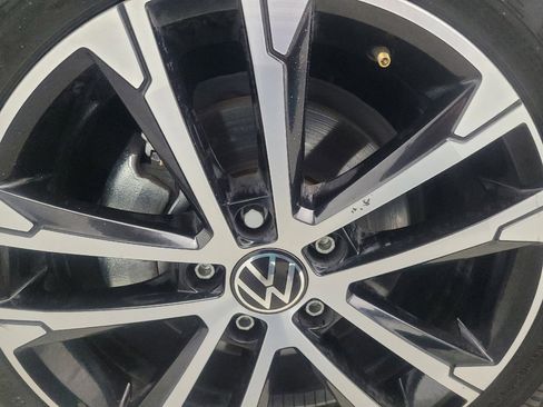 Used 2025 Volkswagen Jetta Sport image 31