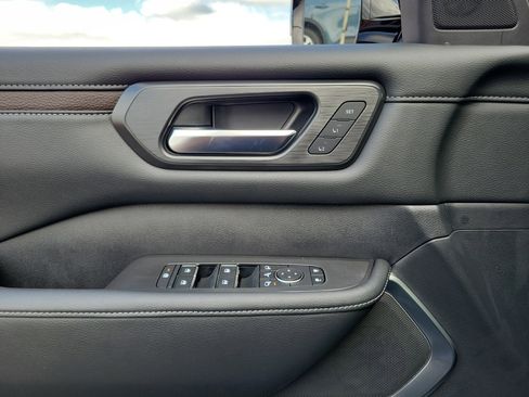 New 2025 Nissan Armada Platinum w/ Convenience Package image 17