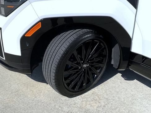 Certified 2025 Hyundai Santa Fe Calligraphy FWD image 26