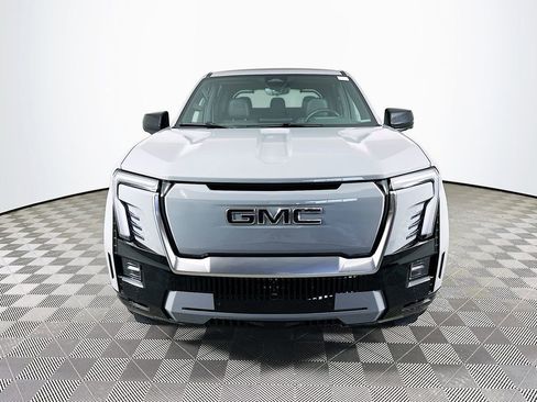 Used 2025 GMC Sierra EV Denali image 3