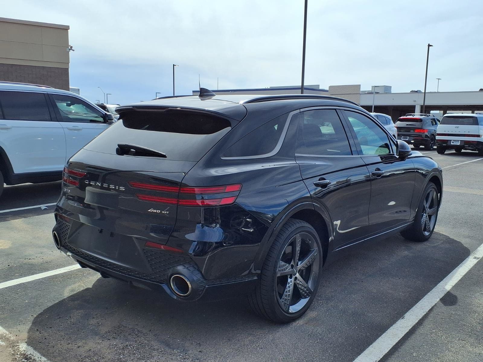 Certified 2024 Genesis GV70 3.5T Sport w/ Sport Prestige Package AWD/4WD image 3