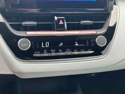 Certified 2026 Toyota Corolla SE FWD image 27