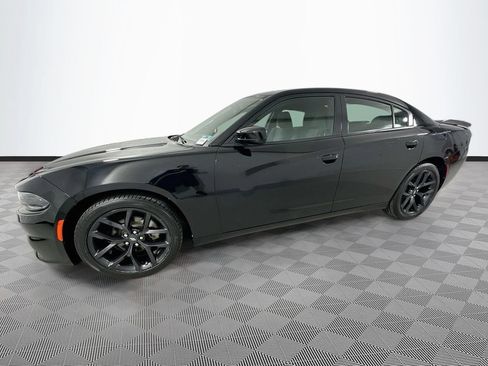 Certified 2022 Dodge Charger SXT w/ Blacktop Package RWD image 4