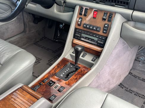 Used 1989 Mercedes-Benz 560 SEC image 20
