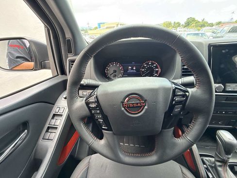 Used 2022 Nissan Frontier Pro-X RWD image 15
