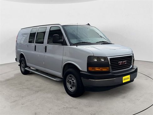 Used 2024 GMC Savana 2500 w/ Driver Convenience Package image 7