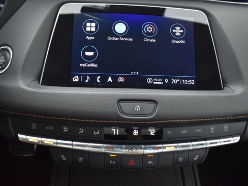 Used 2023 Cadillac XT4 Sport AWD/4WD image 18