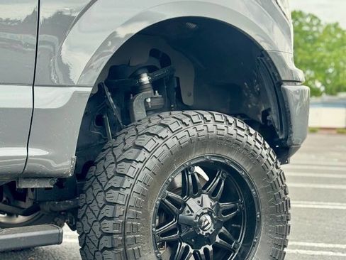 Used 2018 Ford F150 XL w/ Equipment Group 101A Mid AWD/4WD image 7