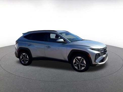 Used 2025 Hyundai Tucson SEL image 2