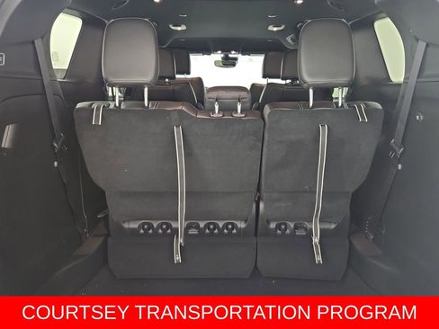 New 2026 Chrysler Pacifica Select image 32