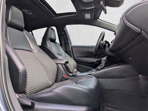 Used 2020 Toyota Corolla XSE image 23