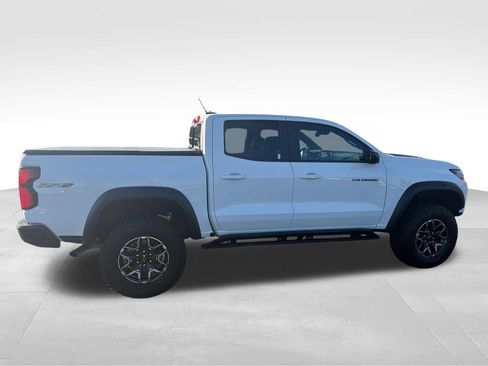 Used 2024 Chevrolet Colorado ZR2 w/ ZR2 Convenience Package III AWD/4WD image 6