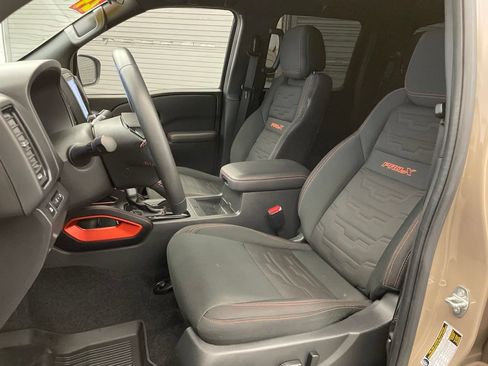 Used 2024 Nissan Frontier Pro-X w/ Pro Convenience Package RWD image 21