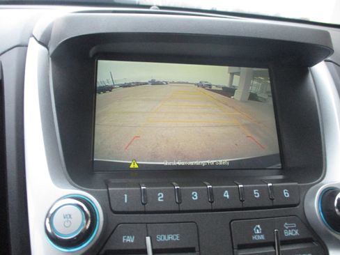 Used 2015 Chevrolet Equinox LTZ image 16