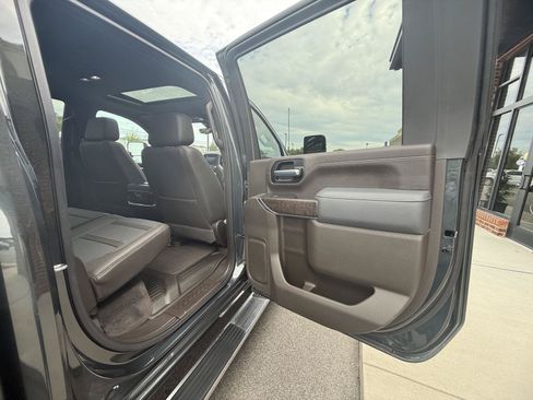 Used 2023 GMC Sierra 2500 Denali w/ Denali Ultimate Package AWD/4WD image 26