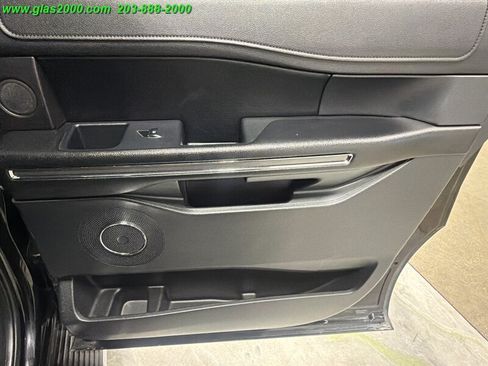 Used 2018 Ford Expedition Max XLT w/ Equipment Group 202A AWD/4WD image 26