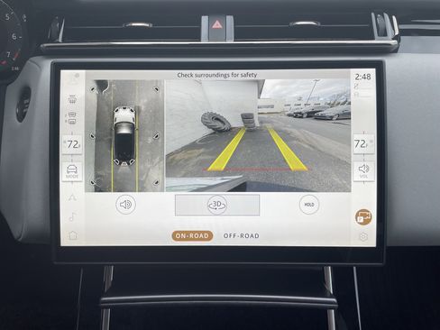 New 2026 Land Rover Range Rover Velar Dynamic SE image 28