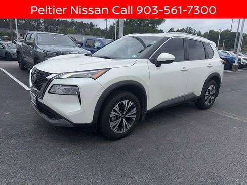 Used 2022 Nissan Rogue SV w/ SV Premium Package image 6