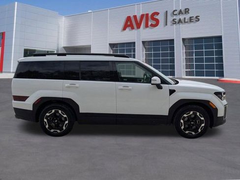 Used 2025 Hyundai Santa Fe SEL image 5