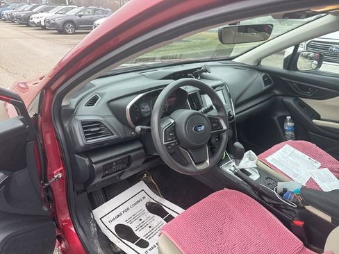 Used 2018 Subaru Impreza 2.0i Premium image 17