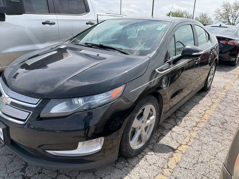 Used 2014 Chevrolet Volt Premium w/ Premium Trim Package image 2