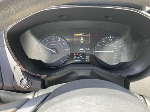 Used 2021 Subaru Crosstrek 2.0i image 6