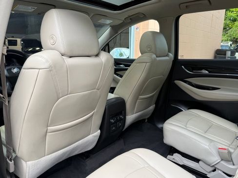 Used 2020 Buick Enclave Premium w/ Sun and Sites Package AWD/4WD image 17