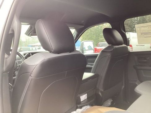 New 2026 RAM 5500 Tradesman w/ Chrome Appearance Group image 17