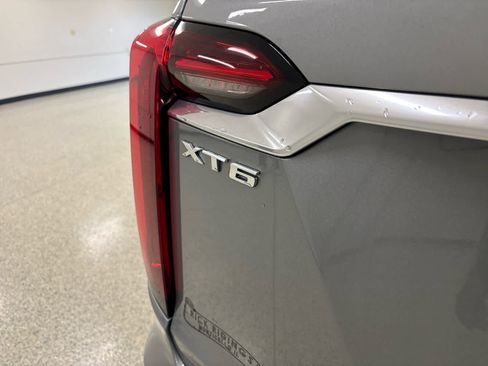 Used 2024 Cadillac XT6 Luxury image 13
