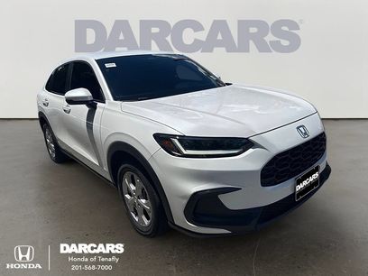 Used 2025 Honda HR-V LX