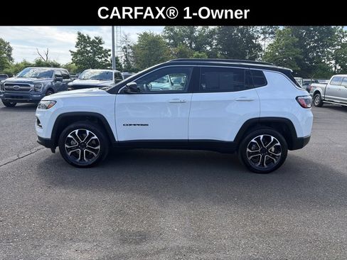 Used 2023 Jeep Compass Limited AWD/4WD image 2