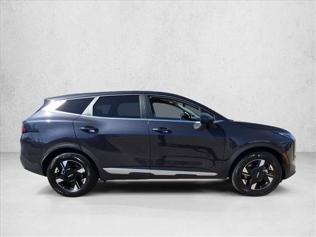 Used 2026 Kia Sportage LX FWD image 4