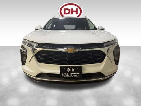 New 2026 Chevrolet Trax LT w/ LT Convenience Package FWD image 7