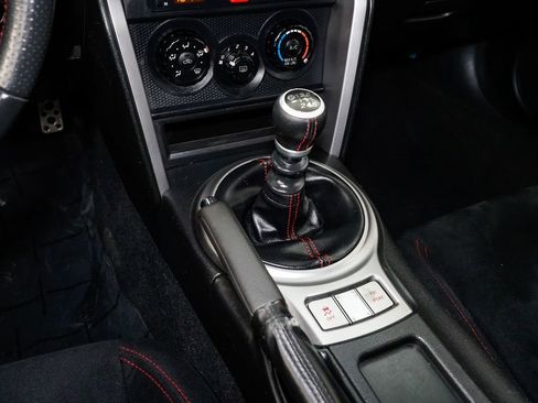 Used 2013 Scion FR-S Base image 15