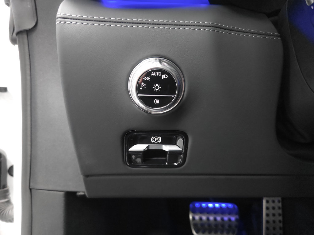 Certified 2023 Mercedes-Benz SL 55 AMG 4MATIC image 11