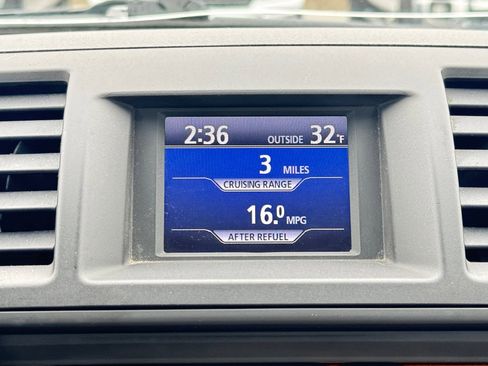 Used 2010 Toyota Highlander Limited image 19