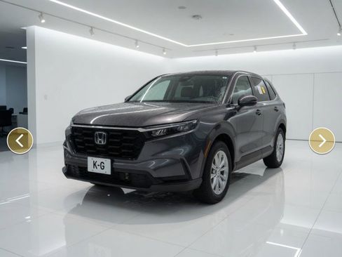 Used 2024 Honda CR-V EX image 1