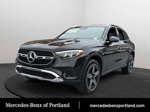Used 2026 Mercedes-Benz GLC 300 4MATIC image 1