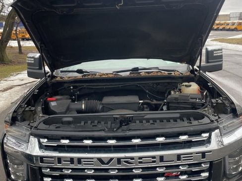 Used 2022 Chevrolet Silverado 2500 LTZ w/ Gooseneck/5TH Wheel Package image 19