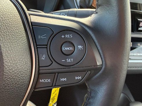 Certified 2022 Toyota Corolla SE w/ Carpet Mat Package (TMS) image 18