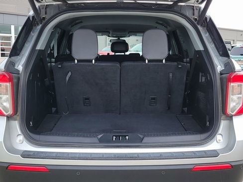 Certified 2024 Ford Explorer XLT w/ Equipment Group 202A image 19