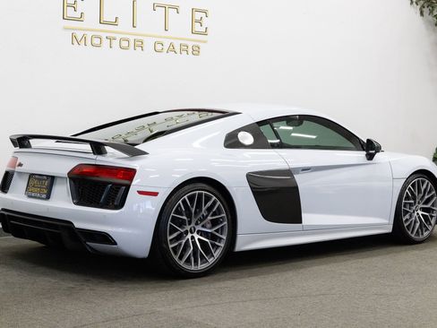 Used 2017 Audi R8 V10 plus AWD/4WD image 9