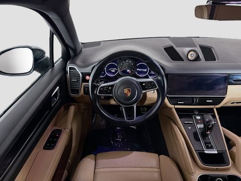 Used 2021 Porsche Cayenne S image 17