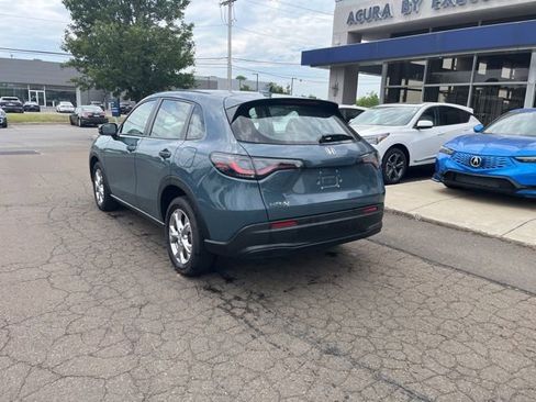 Used 2024 Honda HR-V LX image 11
