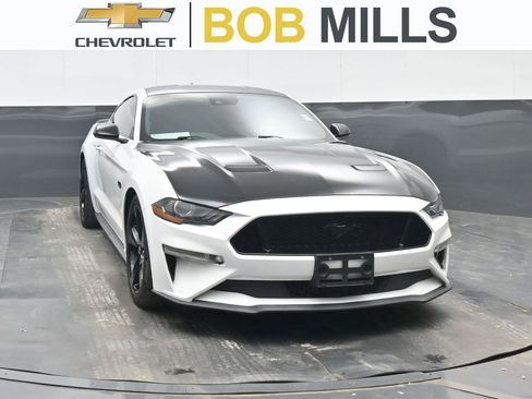 Used 2022 Ford Mustang GT w/ Black Accent Package RWD image 1